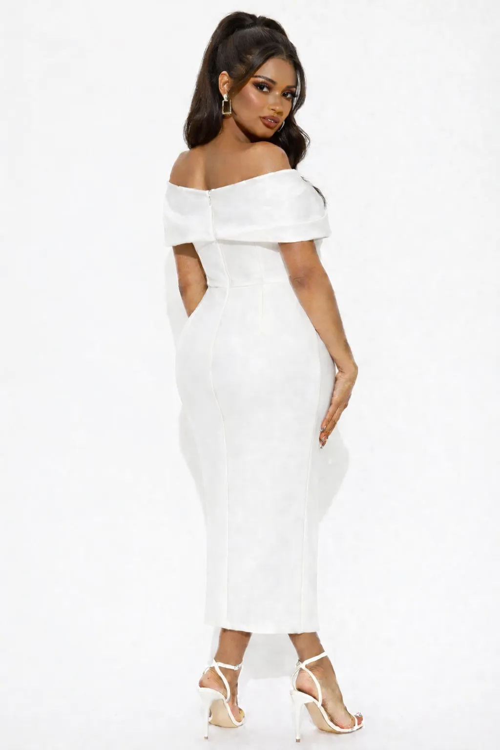 Alternative view of PURE GRACE – TIMELESS ELEGANCE IN MODERN DRAPING | MDU5135