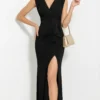 SOPHISTICATED NOIR SLIT GOWN – PREMIUM 4-WAY STRETCH LADONG | MUS475